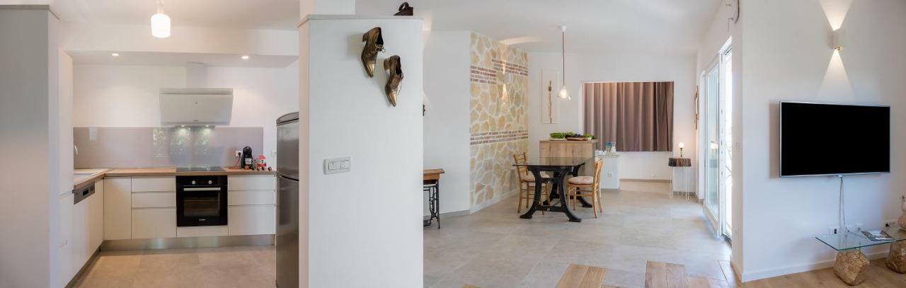 Arka Trogir Apartments - Seget Vranjica Exterior foto